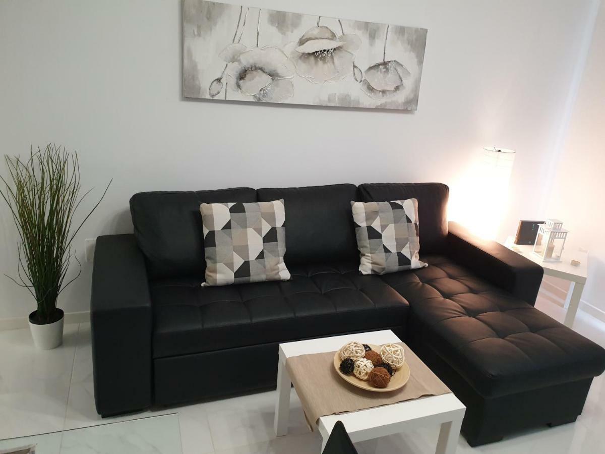 ארונה Casa Las Flores With Heated Pool, Only 490 Meters To The Beach, Balcony, Wifi מראה חיצוני תמונה