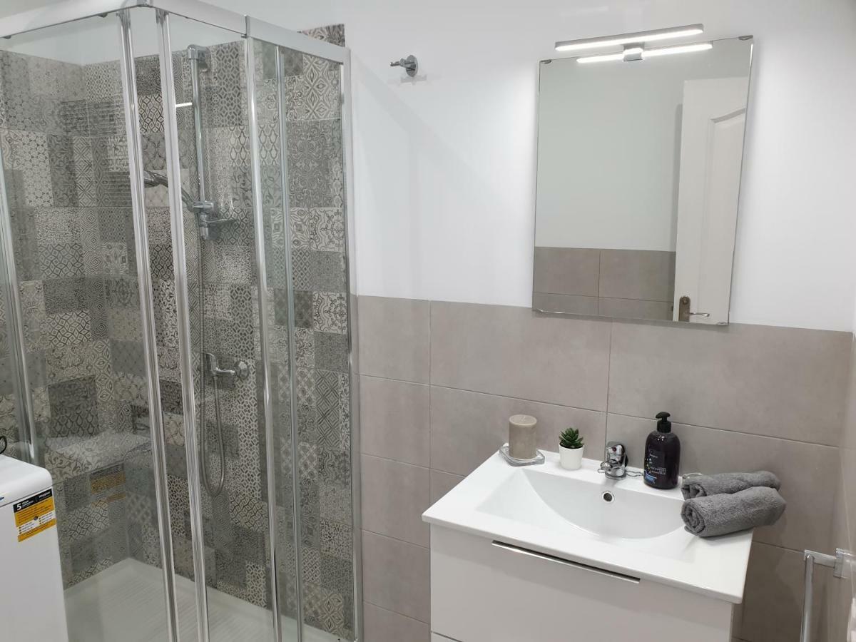 ארונה Casa Las Flores With Heated Pool, Only 490 Meters To The Beach, Balcony, Wifi מראה חיצוני תמונה