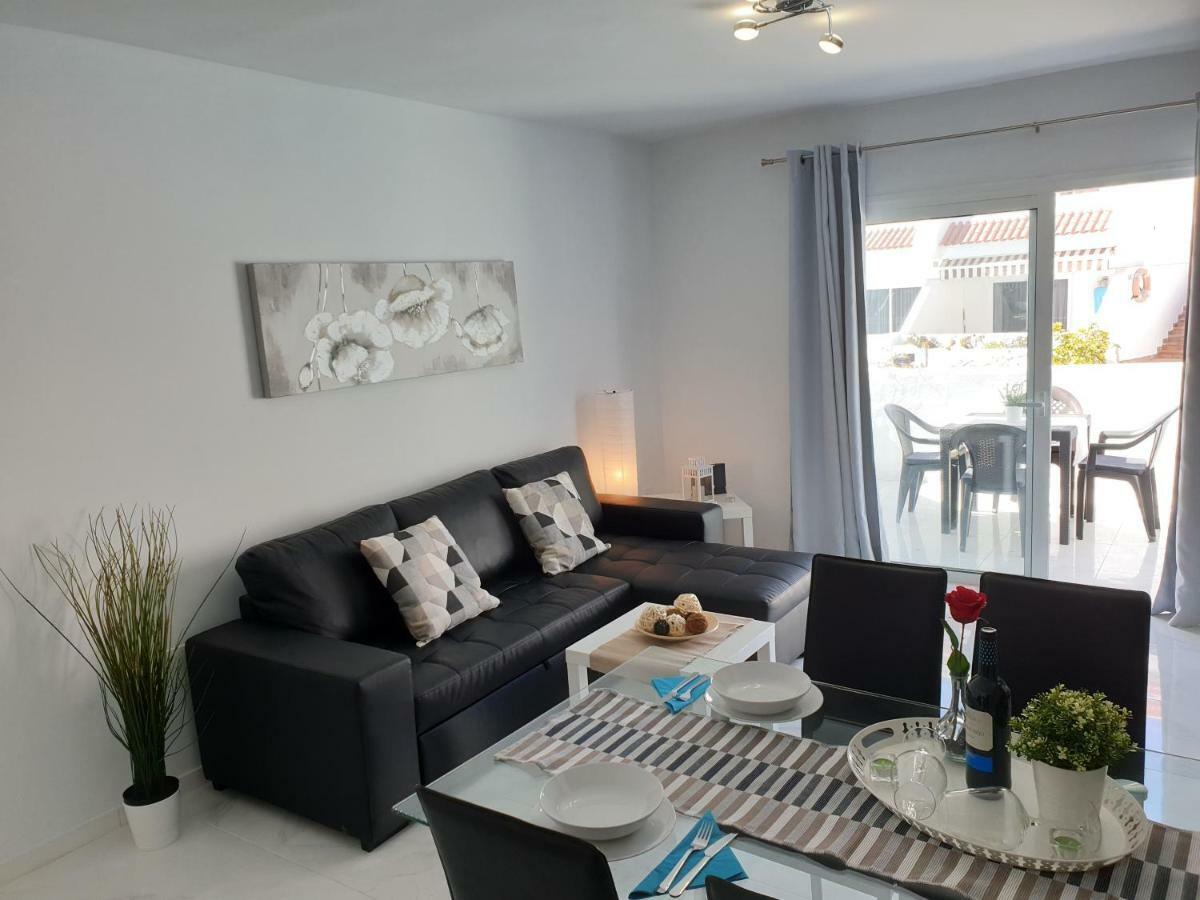 ארונה Casa Las Flores With Heated Pool, Only 490 Meters To The Beach, Balcony, Wifi מראה חיצוני תמונה