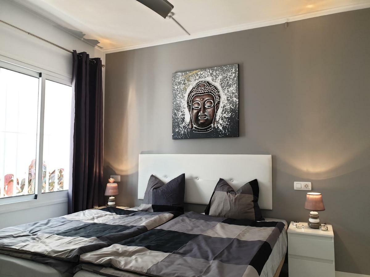 ארונה Casa Las Flores With Heated Pool, Only 490 Meters To The Beach, Balcony, Wifi מראה חיצוני תמונה